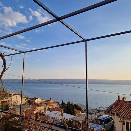Apartman Nora Omiš Buitenkant foto