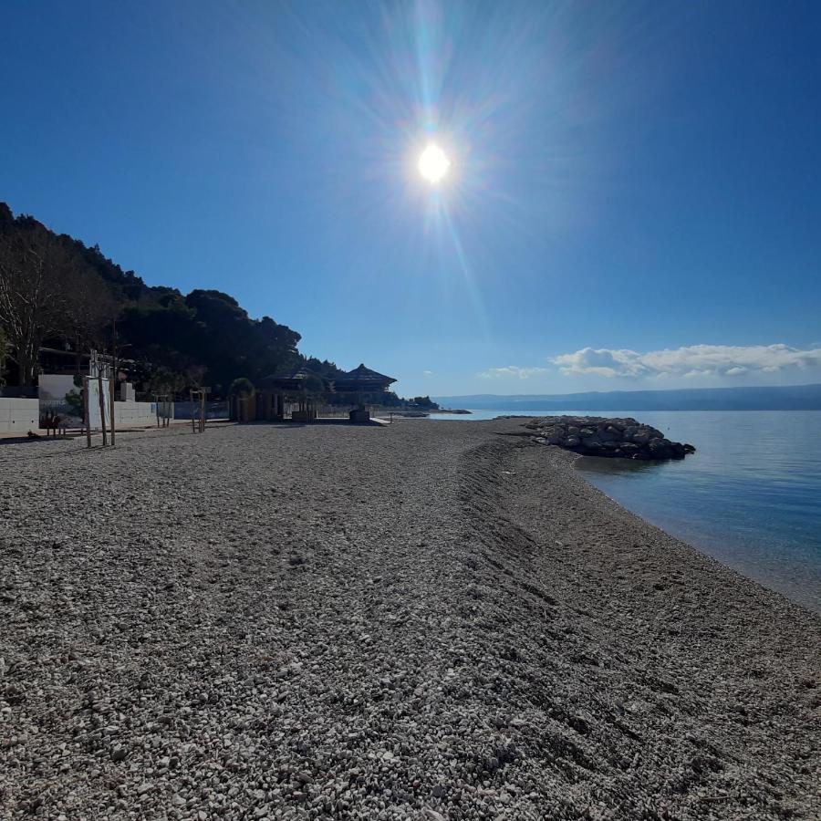 Apartman Nora Omiš Buitenkant foto