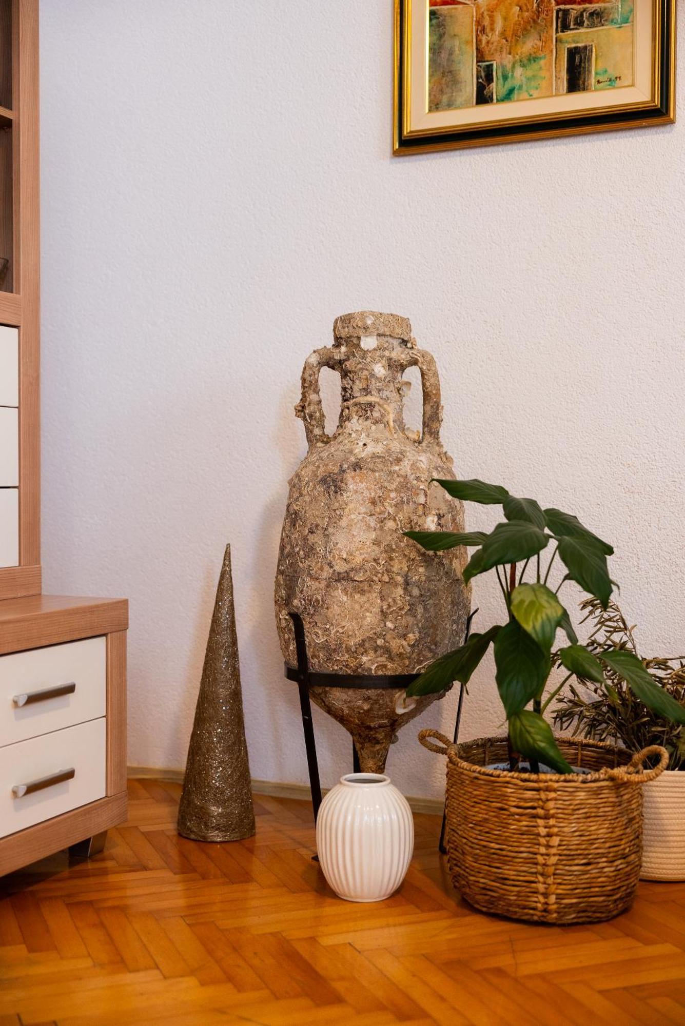 Apartman Nora Omiš Buitenkant foto